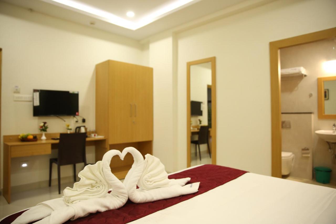 Mg Iris Hotel Тирупати Экстерьер фото